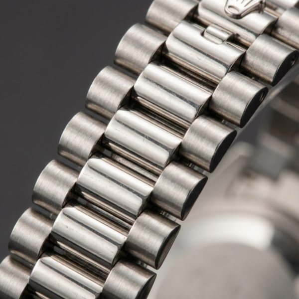 Rolex Day-Date 36 18k White Gold with Green Diamond Dial